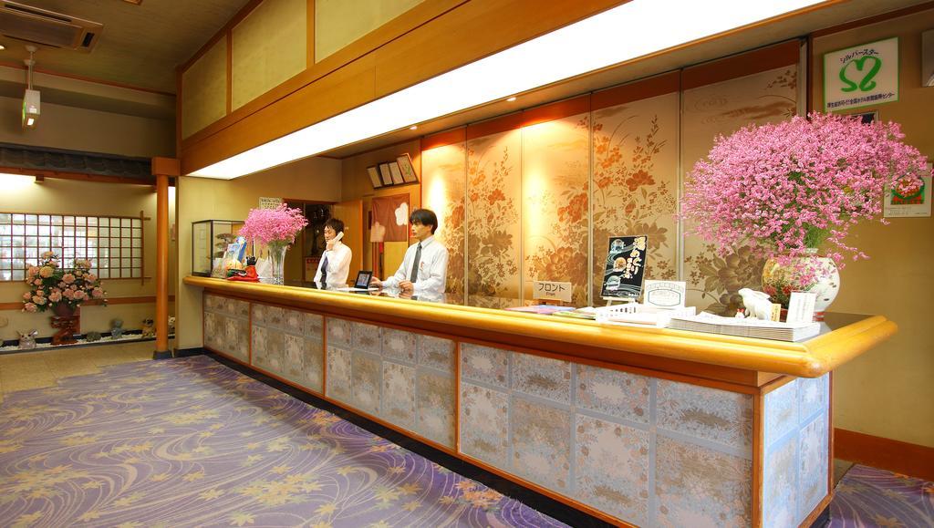 Fuefuki Isawa View Hotel מראה חיצוני תמונה