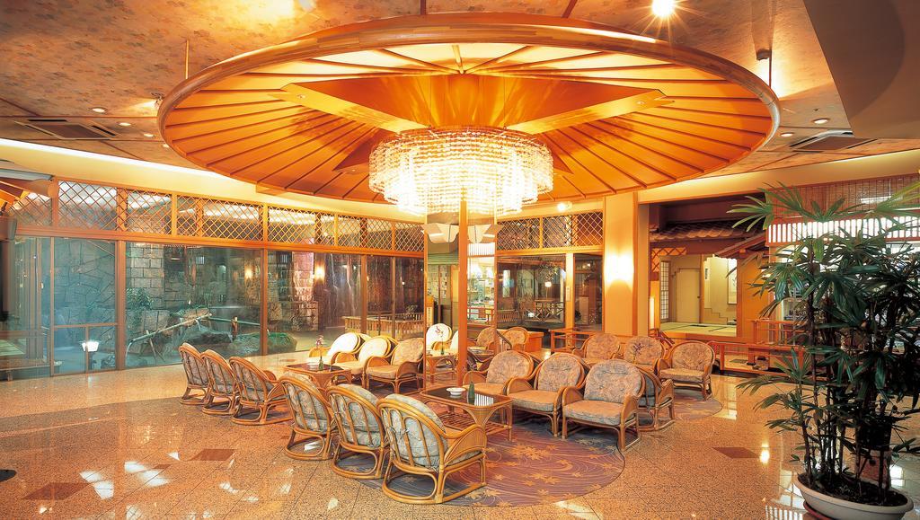 Fuefuki Isawa View Hotel מראה חיצוני תמונה