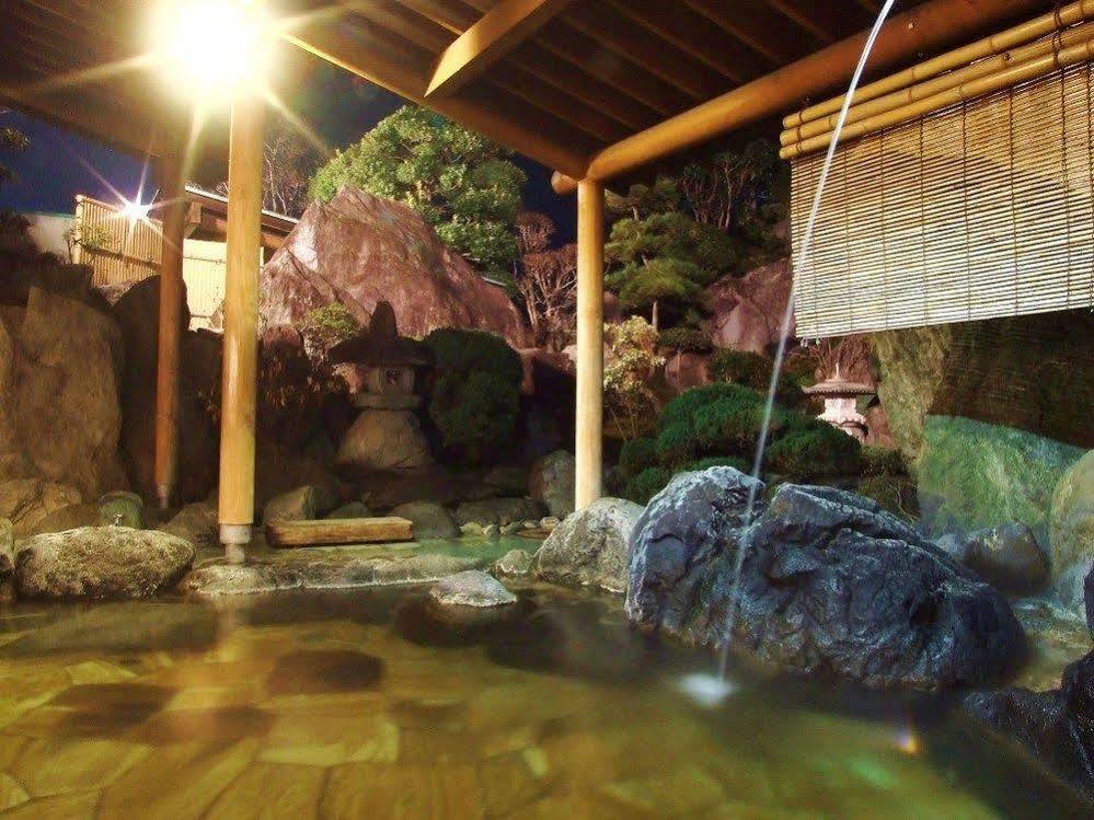 Fuefuki Isawa View Hotel מראה חיצוני תמונה